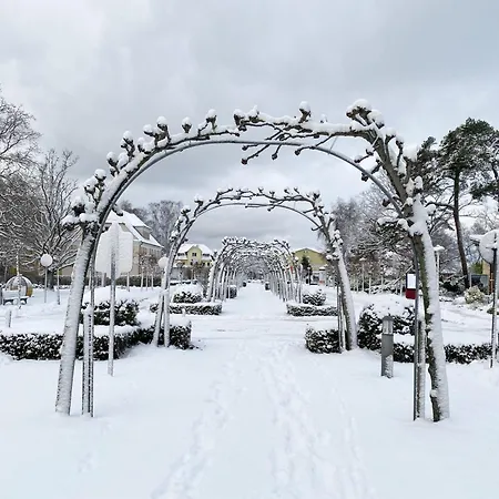 Kurparkresidenz - Whg 14 아파트 바베